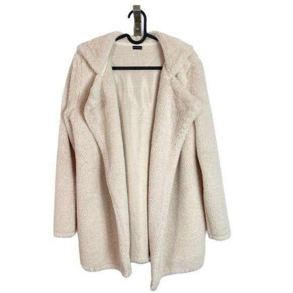 Brandy Melville Jackets & Blazers - Brandy Melville Faux Fur Italian Teddy Coat Hooded